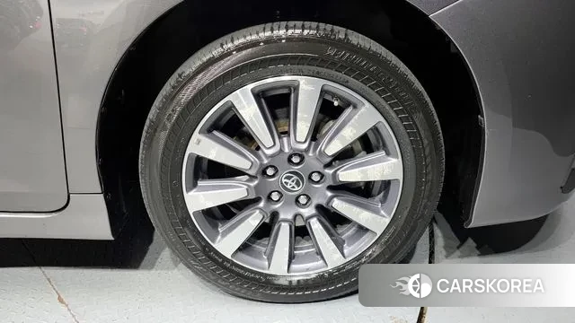 Toyota Sienna id 3766336 из Кореи 15