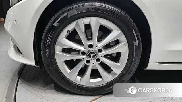 Mercedes-Benz C-Class W205 id 3374457 из Кореи 15
