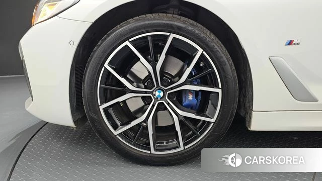 BMW 5 Series (G30) id 4469964 из Кореи 27