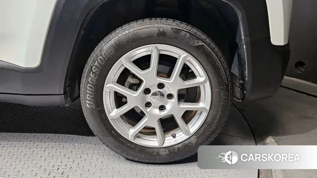 Jeep Renegade id 3064873 из Кореи 15