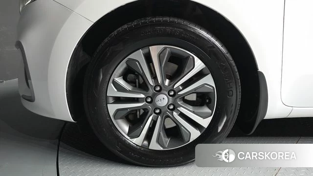 Kia The New Carnival id 4652142 из Кореи 15