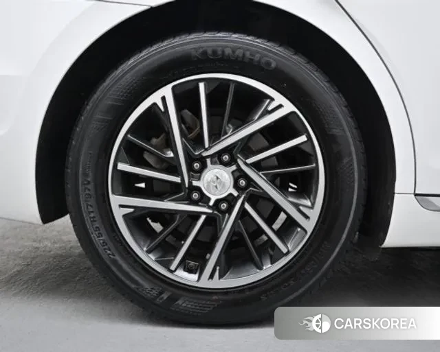 Hyundai The New Grandeur IG id 3458910 из Кореи 15