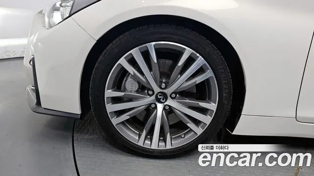 Infiniti Q50 id 2876229 из Кореи 15