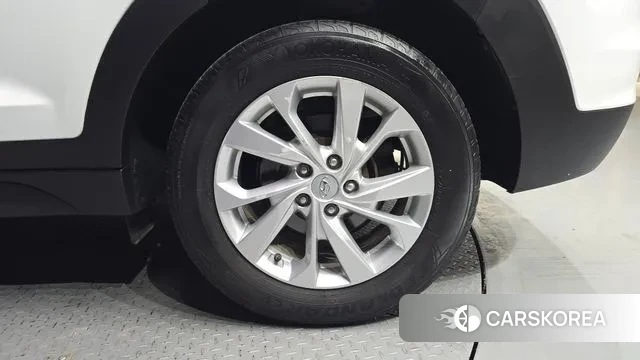 Hyundai All New Tucson id 3748299 из Кореи 15