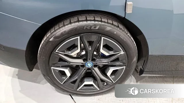 BMW iX id 3457982 из Кореи 15