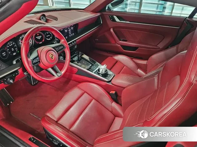 Porsche 911(992) id 3717341 из Кореи 11