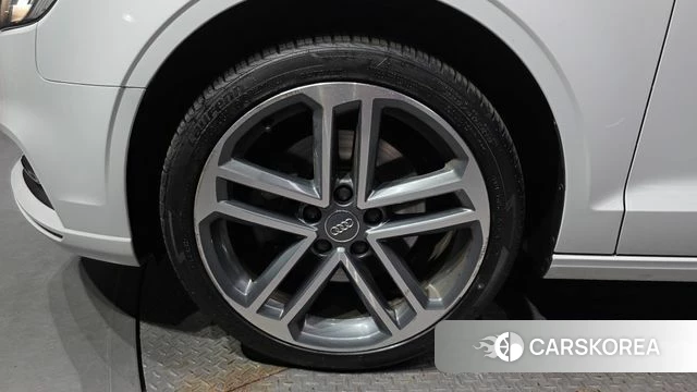 Audi New A3 id 4895112 из Кореи 30