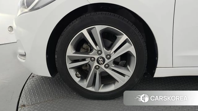 Hyundai Avante AD id 4667855 из Кореи 15