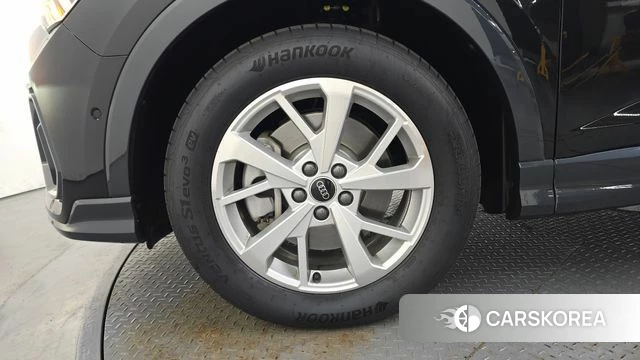 Audi Q3 (F3) id 3939831 из Кореи 15