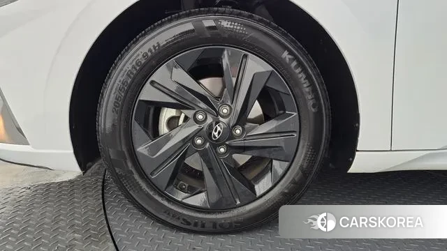 Hyundai Avante (CN7) id 3600395 из Кореи 15