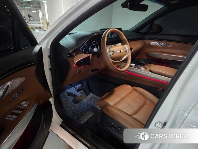 Genesis GV70 2023 Белый из Кореи, фото 5