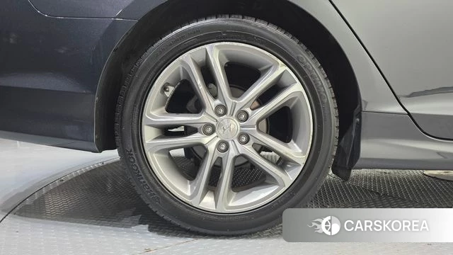 Hyundai Sonata New Rise id 4873666 из Кореи 31