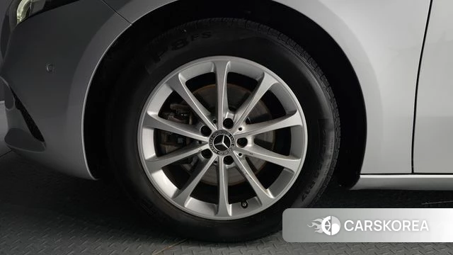 Mercedes-Benz A-Class W177 id 4581468 из Кореи 15