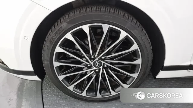 Hyundai Grandeur (GN7) id 3353922 из Кореи 15