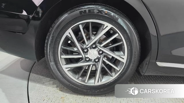 Hyundai The New Grandeur IG id 4202906 из Кореи 25