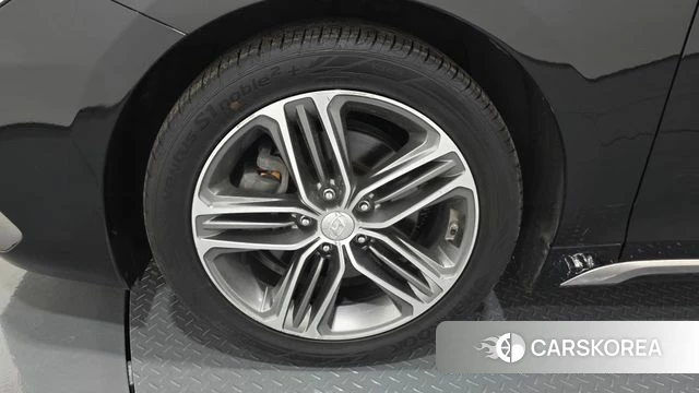 Hyundai Grandeur IG id 4318350 из Кореи 15