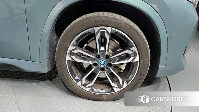 BMW iX1 (U11) id 3533910 из Кореи 15