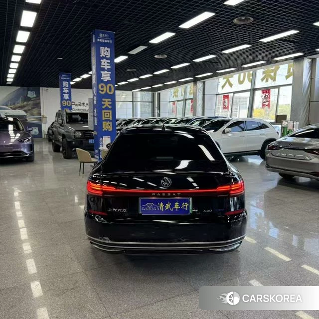 Volkswagen Passat PHEV 2023 Черный из Китая, фото 5