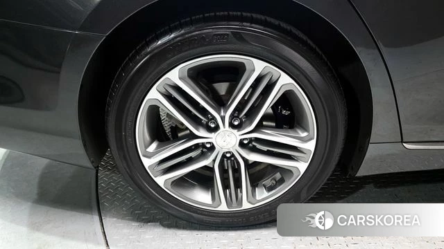 Hyundai Grandeur IG id 3801159 из Кореи 15