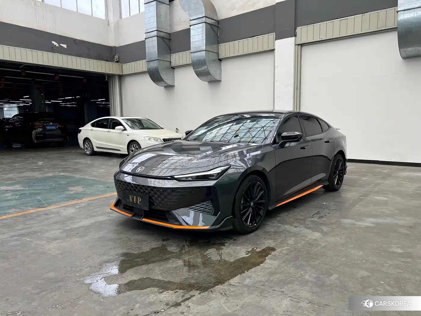Chang'an UNI-V 2024 Silver/gray из Китая, фото 6