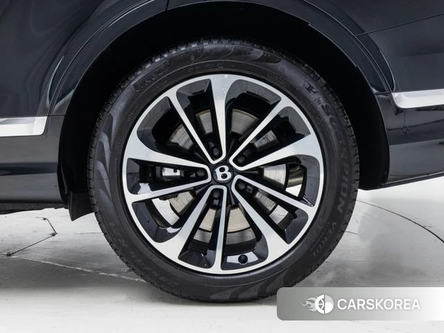 Bentley Bentayga id 3876444 из Кореи 15