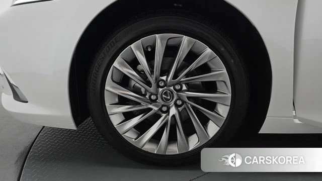 Lexus ES300h 7th generation id 4773521 из Кореи 30