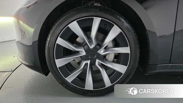 Tesla Model 3 id 4792090 из Кореи 26