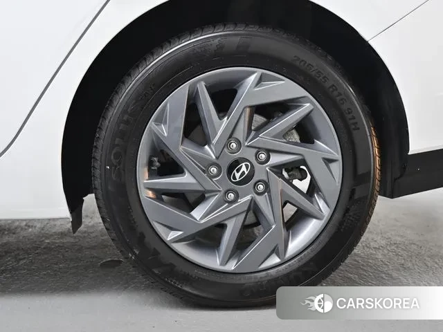 Hyundai The New Avante (CN7) id 3372176 из Кореи 12