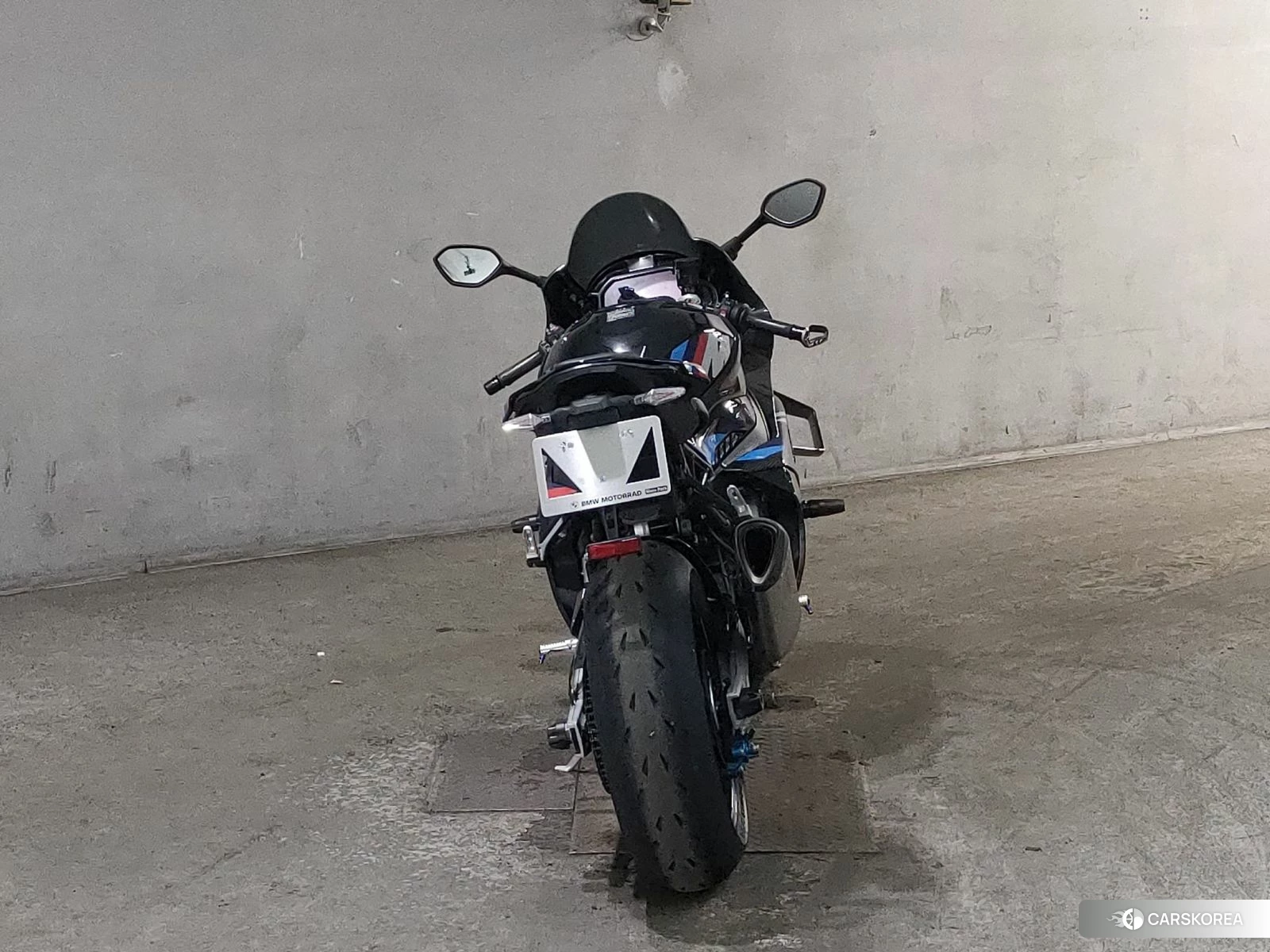 BMW M1000RR 2024 из Японии, фото 2