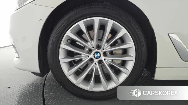BMW 5 Series (G30) id 4269440 из Кореи 28