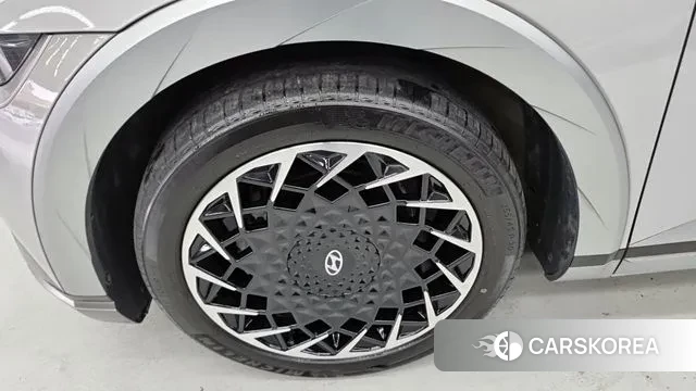 Hyundai Ionic 5 id 3268851 из Кореи 15