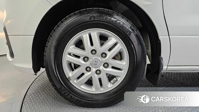 Hyundai The New Grand Starex id 3898436 из Кореи 15