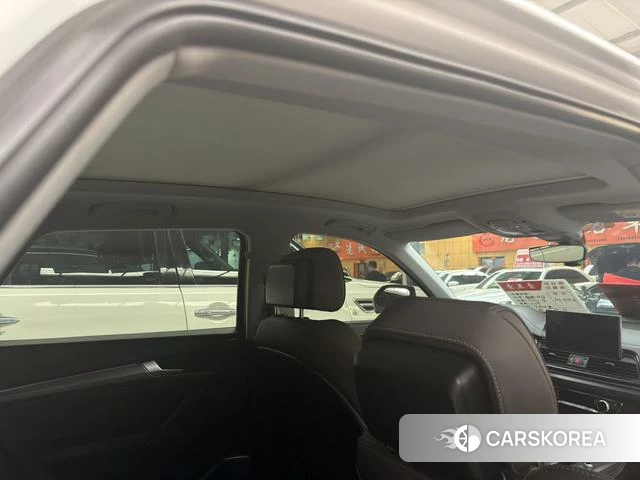 Audi Q5L 2022 Белый из Китая, фото 5