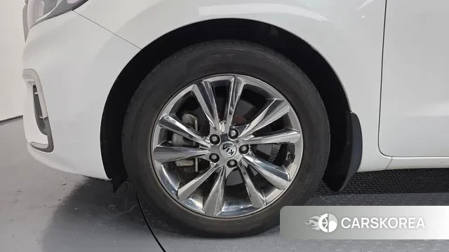 Kia The New Carnival id 3417976 из Кореи 15