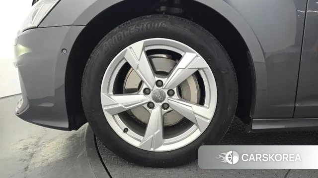 Audi A6 (C8) id 3681882 из Кореи 15