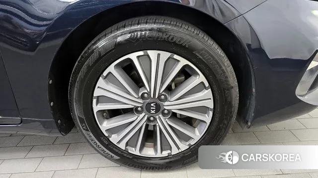 Kia K7 Premier Hybrid id 3209322 из Кореи 15