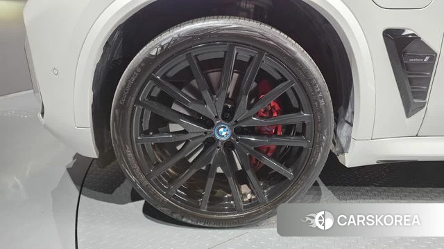 BMW X5 (G05) id 4280762 из Кореи 25
