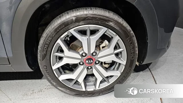 Kia Seltos id 3646783 из Кореи 15