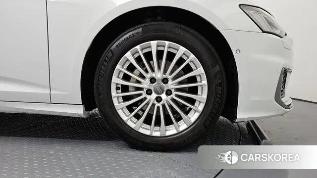 Audi A6 (C8) id 3008680 из Кореи 15