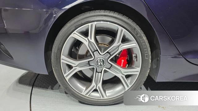 Kia Stinger id 3861295 из Кореи 15