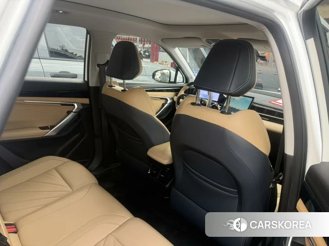 Geely Automobile Boyue L 2023 Белый из Китая, фото 5