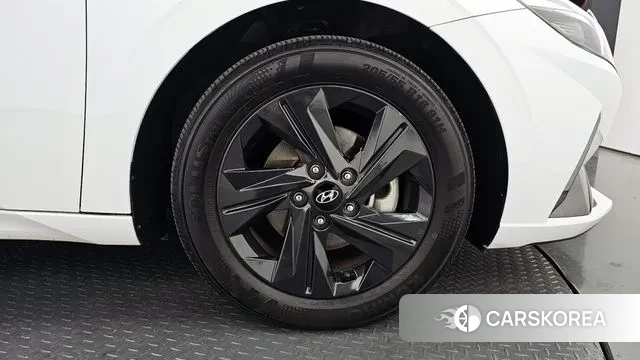 Hyundai Avante (CN7) id 3555980 из Кореи 15