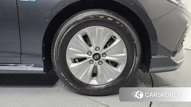 Hyundai Sonata New Rise Hybrid id 3489707 из Кореи 15