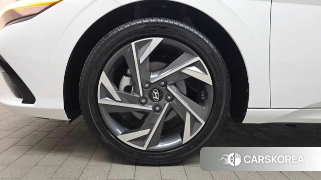 Hyundai The New Avante (CN7) id 4360449 из Кореи 27