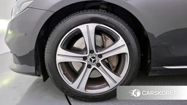 Mercedes-Benz E-Class W213 id 3578859 из Кореи 15