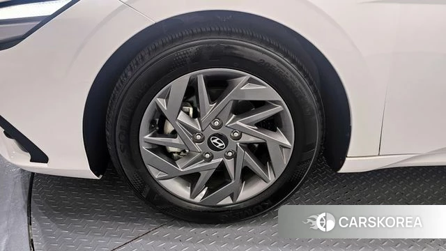 Hyundai The New Avante (CN7) id 3851107 из Кореи 15