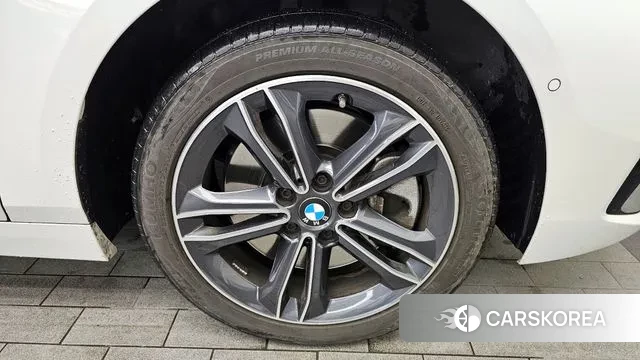 BMW 1 Series (F40) id 3523671 из Кореи 15