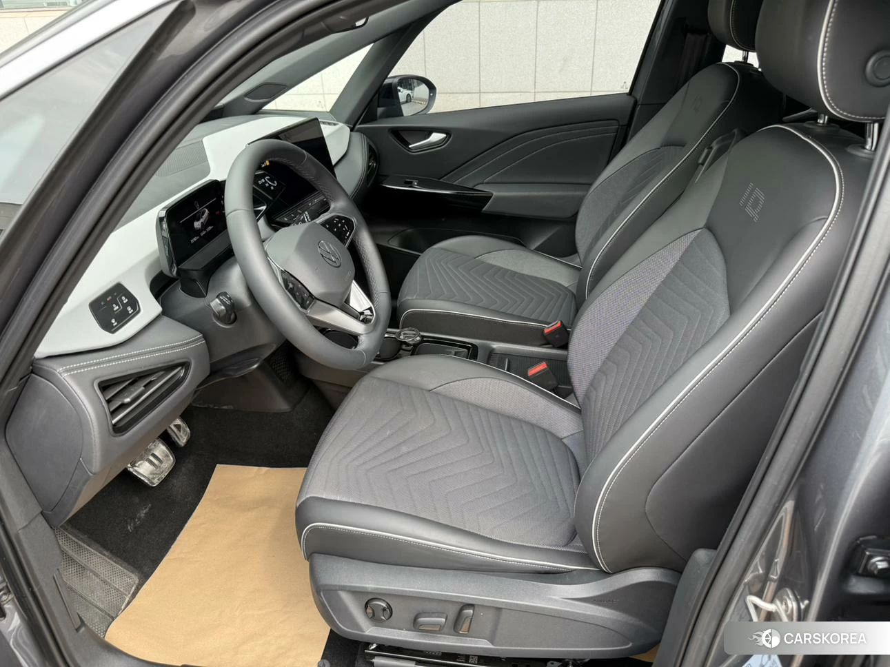 Volkswagen ID.3 2024 Темно-серый из Китая, фото 6
