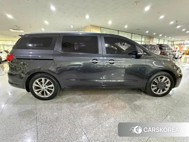 Kia The New Carnival id 4776432 из Кореи 15