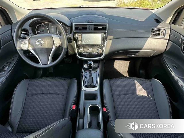 Nissan TIIDA 2019 Красный из Китая, фото 5